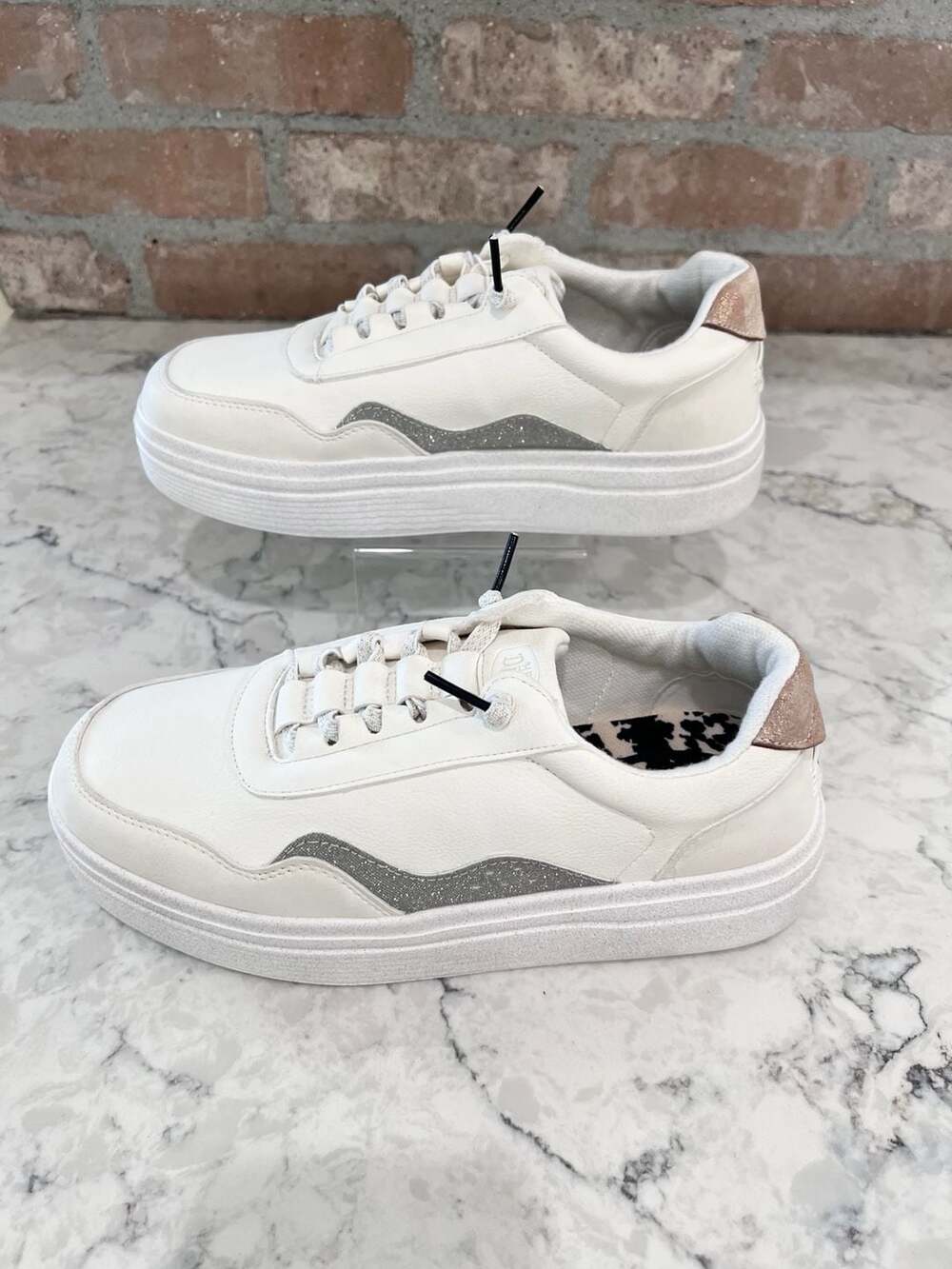 Hey Dude Hudson Lift Metallic Casual Sneaker Size 8 Women’s New Without Box